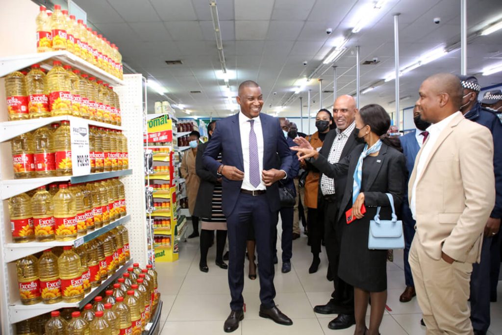 Elliot Moshoke (CEO of Payless Botswana) and Peggy Serame (Minister of Finance, Botswana) at a Payless Botswana store